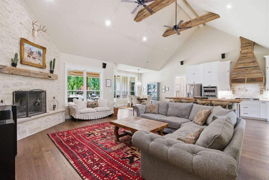 1012 Cheyenne Road Poolville, TX 76487 - Photo 4 of 40 Gallery Image 4