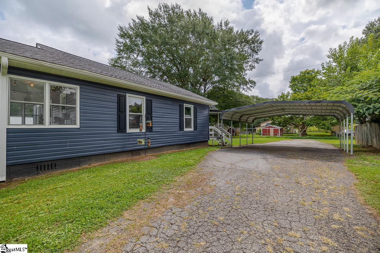 8 3rd Street Inman, SC 29349 - Photo 3 of 21 Gallery Image 3