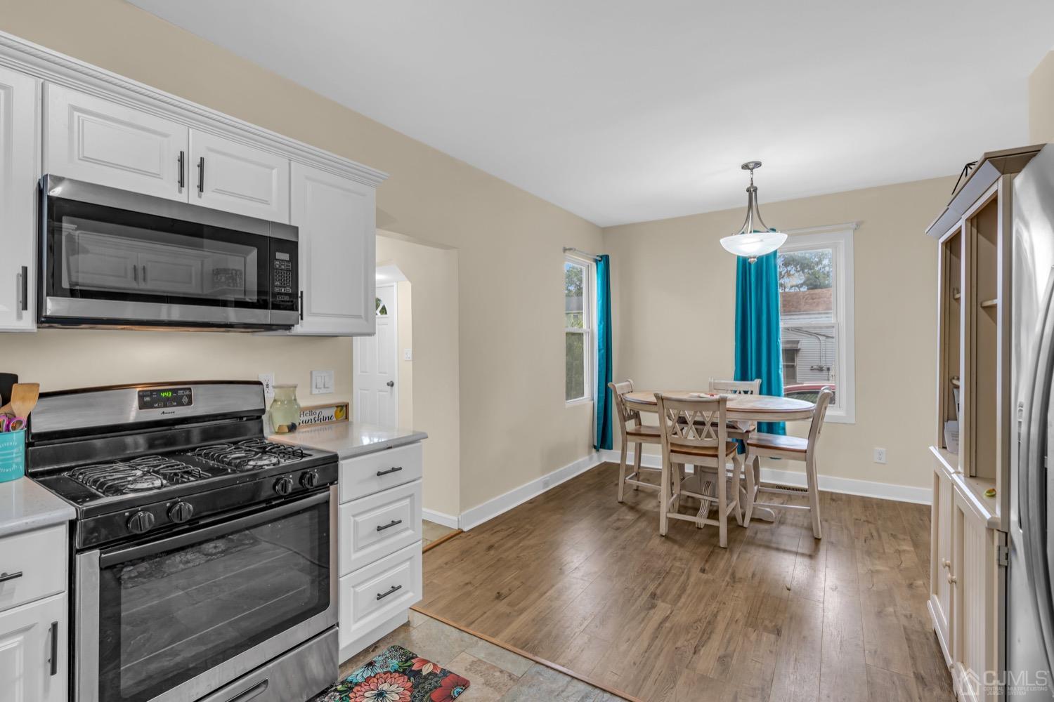 237 Manalapan Road Spotswood, NJ 08884 - Photo 9 of 24 Gallery Image 9