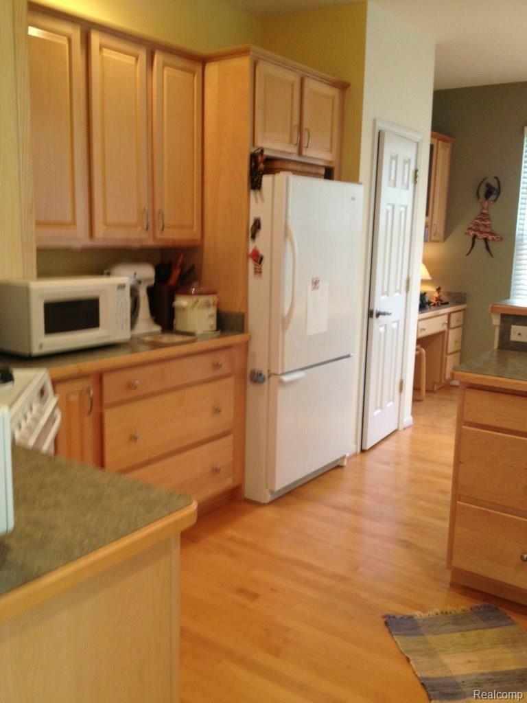 1174 Butler Boulevard Howell, MI 48843 - Photo 23 of 26 Photo Oct 28, 3 51 36 PM.jpg