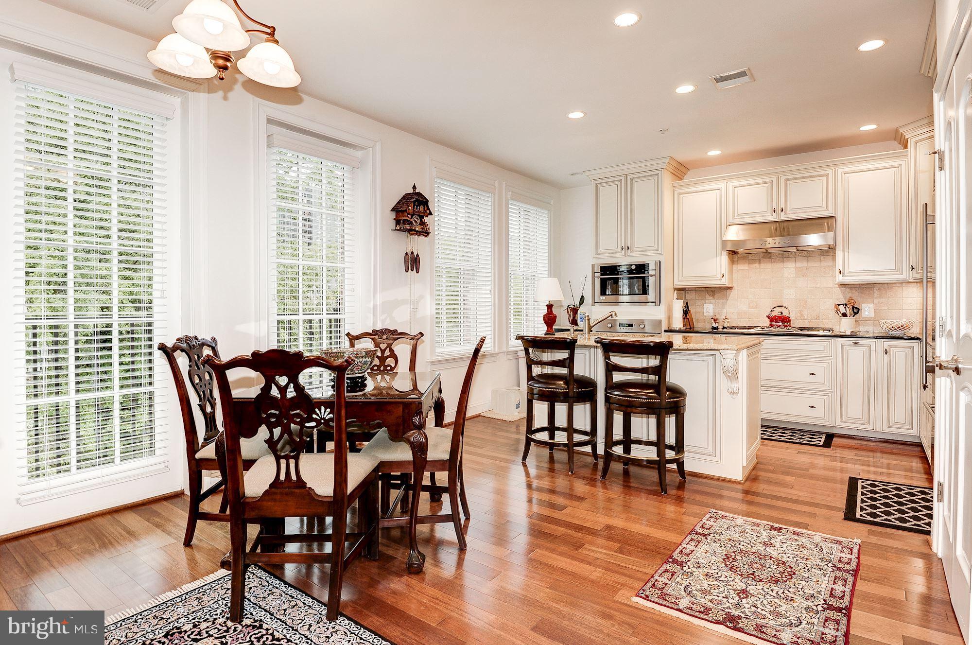 1781 Chain Bridge Road, Unit 308 McLean, VA 22102 - Photo 13 of 30 Kitchen