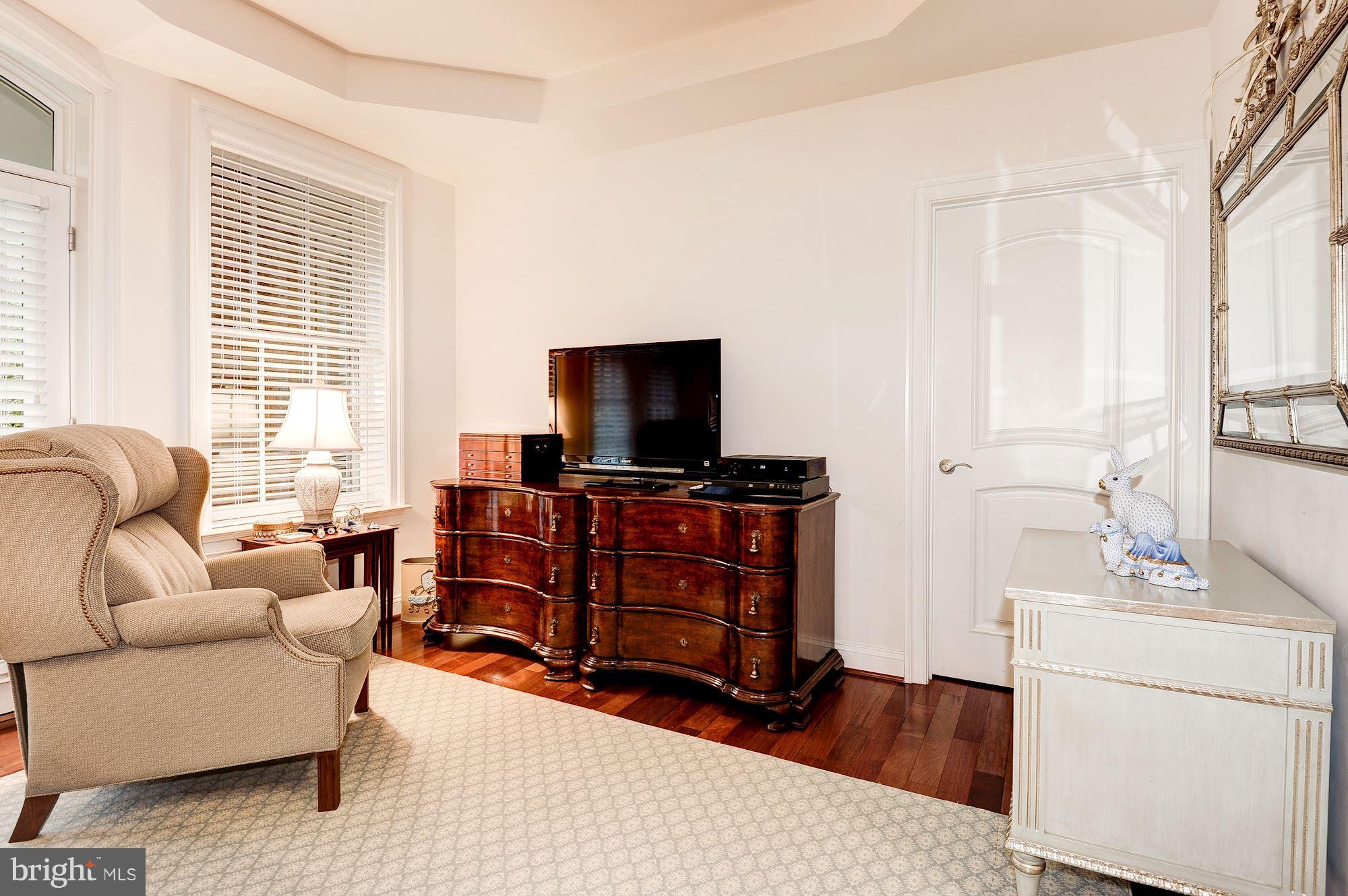 1781 Chain Bridge Road, Unit 308 McLean, VA 22102 - Photo 24 of 30 Bedroom (Master)