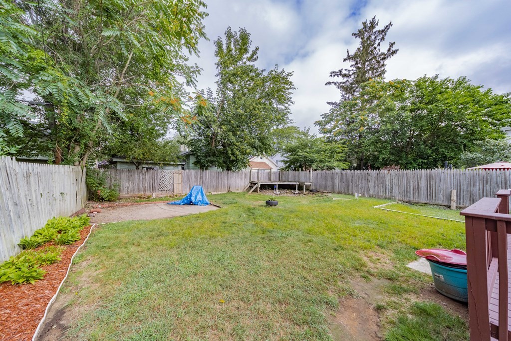 84 David Street Springfield, MA 01104 - Photo 3 of 11