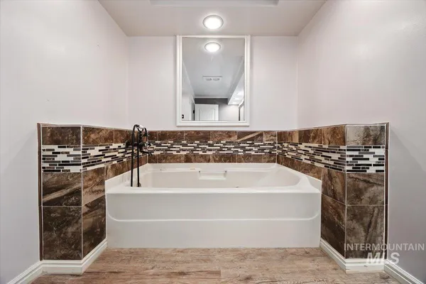 $418,500 | 1021 I Street, Rupert, ID 83350