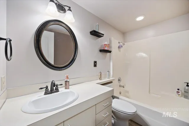 $418,500 | 1021 I Street, Rupert, ID 83350