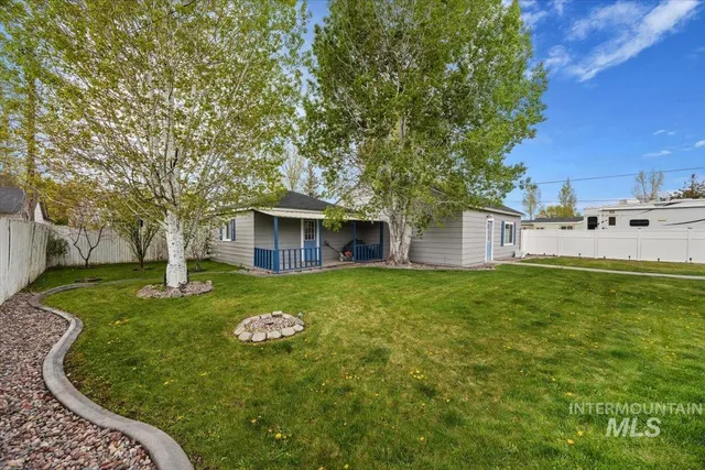 $418,500 | 1021 I Street, Rupert, ID 83350