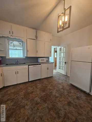 $250,000 | 841 South 4th Avenue, Pocatello, ID 83201