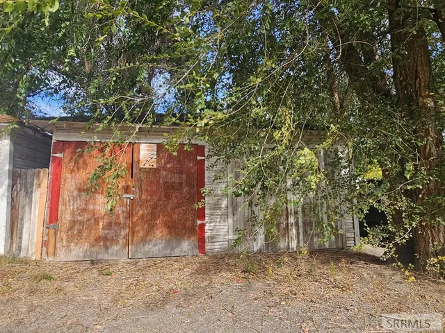 $250,000 | 841 South 4th Avenue, Pocatello, ID 83201