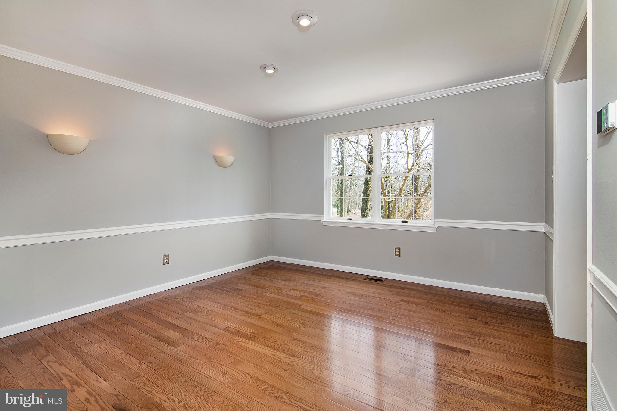 1060 Beaumont Road Berwyn, PA 19312 - Photo 15 of 37 Dining Room