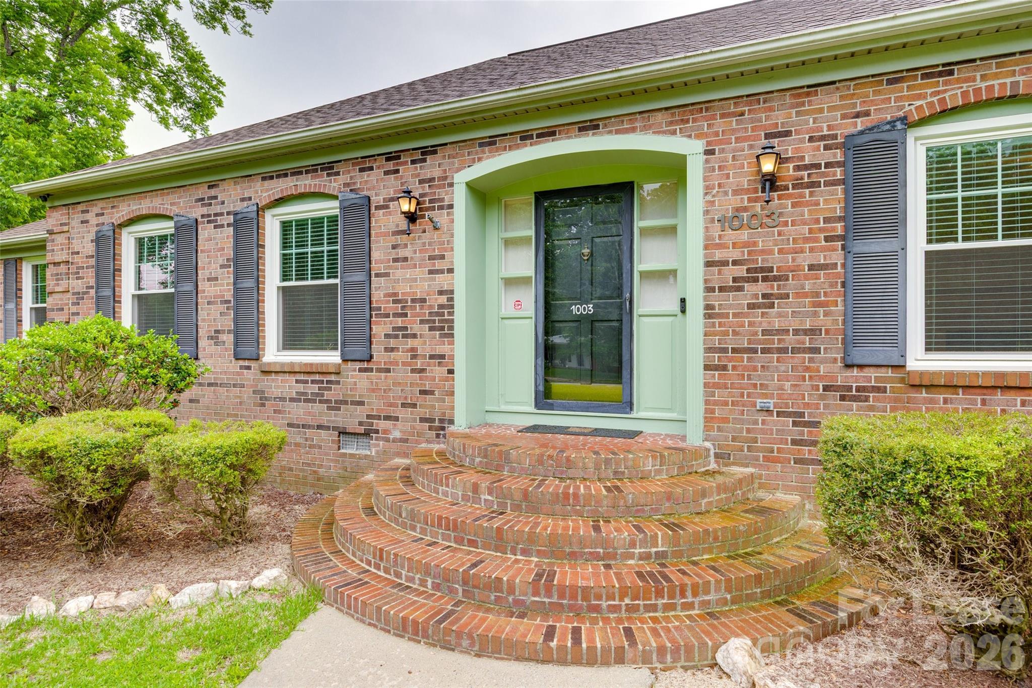 1003 Chesterfield Avenue Lancaster, SC 29720 - Photo 3 of 27