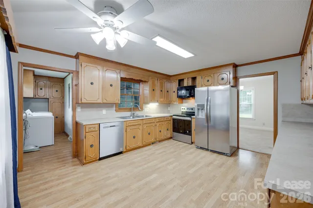 $2,300 | 1003 Chesterfield Avenue, Lancaster, SC 29720