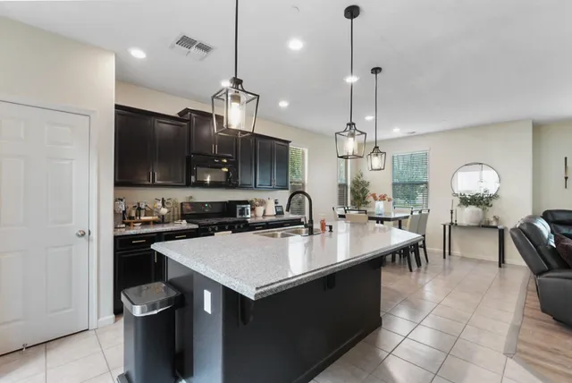 $495,000 | 5713 Antique Rose Way, Riverbank, CA 95367