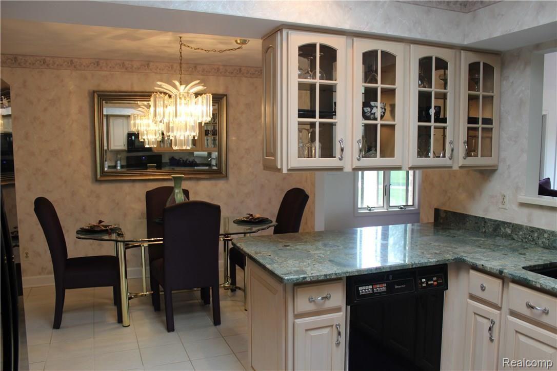 1449 North Dye Road Flint, MI 48532 - Photo 15 of 41 1449 N. Dye Rd kitchendining - Copy