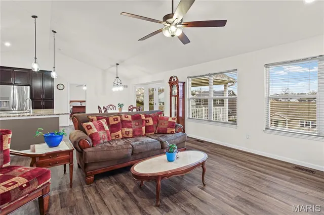 $449,900 | 1810 Valley View Circle, Festus, MO 63028