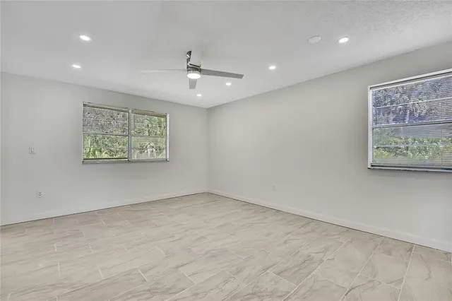 $1,200 | 10931 West Tidewater Circle, Unit 10987, Crystal River, FL 34428