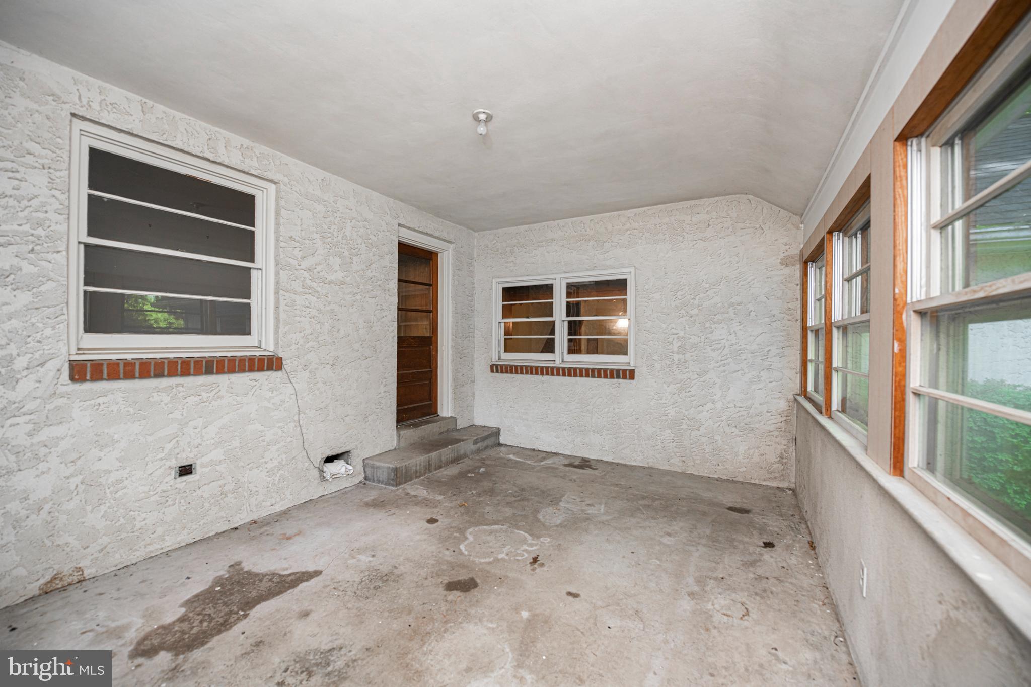 437 Pawlings Road Phoenixville, PA 19460 - Photo 34 of 58 Enclosed Porch