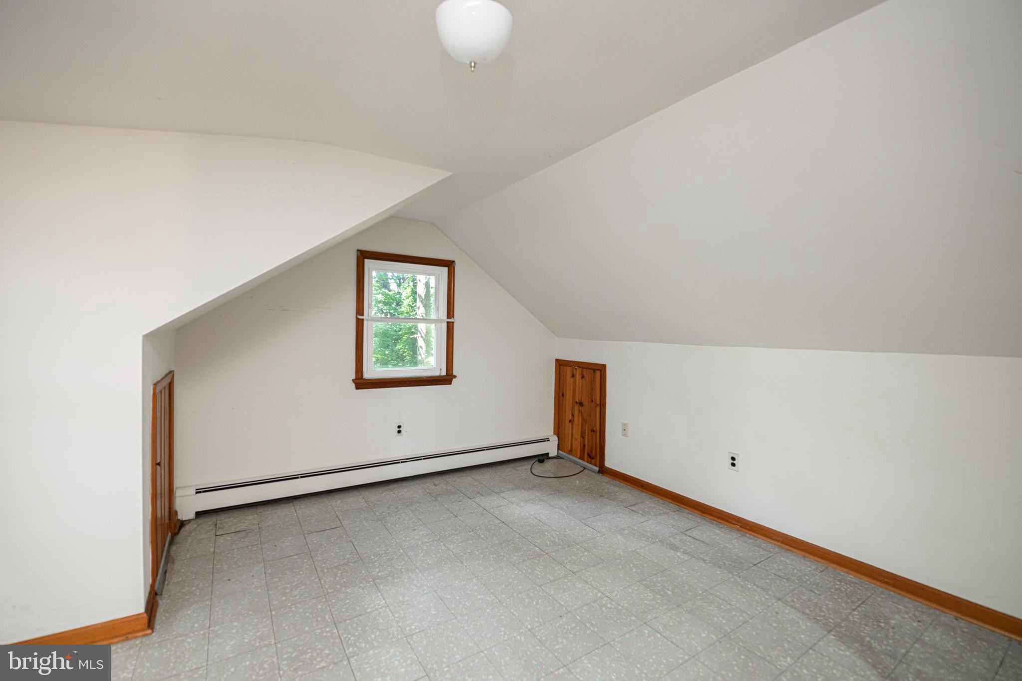 437 Pawlings Road Phoenixville, PA 19460 - Photo 37 of 58 2nd Flr Bed #4