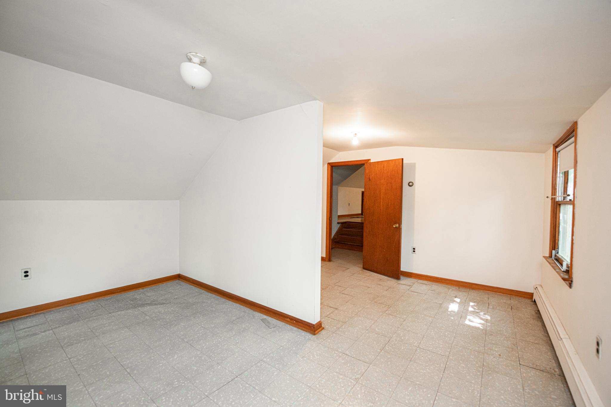 437 Pawlings Road Phoenixville, PA 19460 - Photo 38 of 58 2nd Flr Bed #4