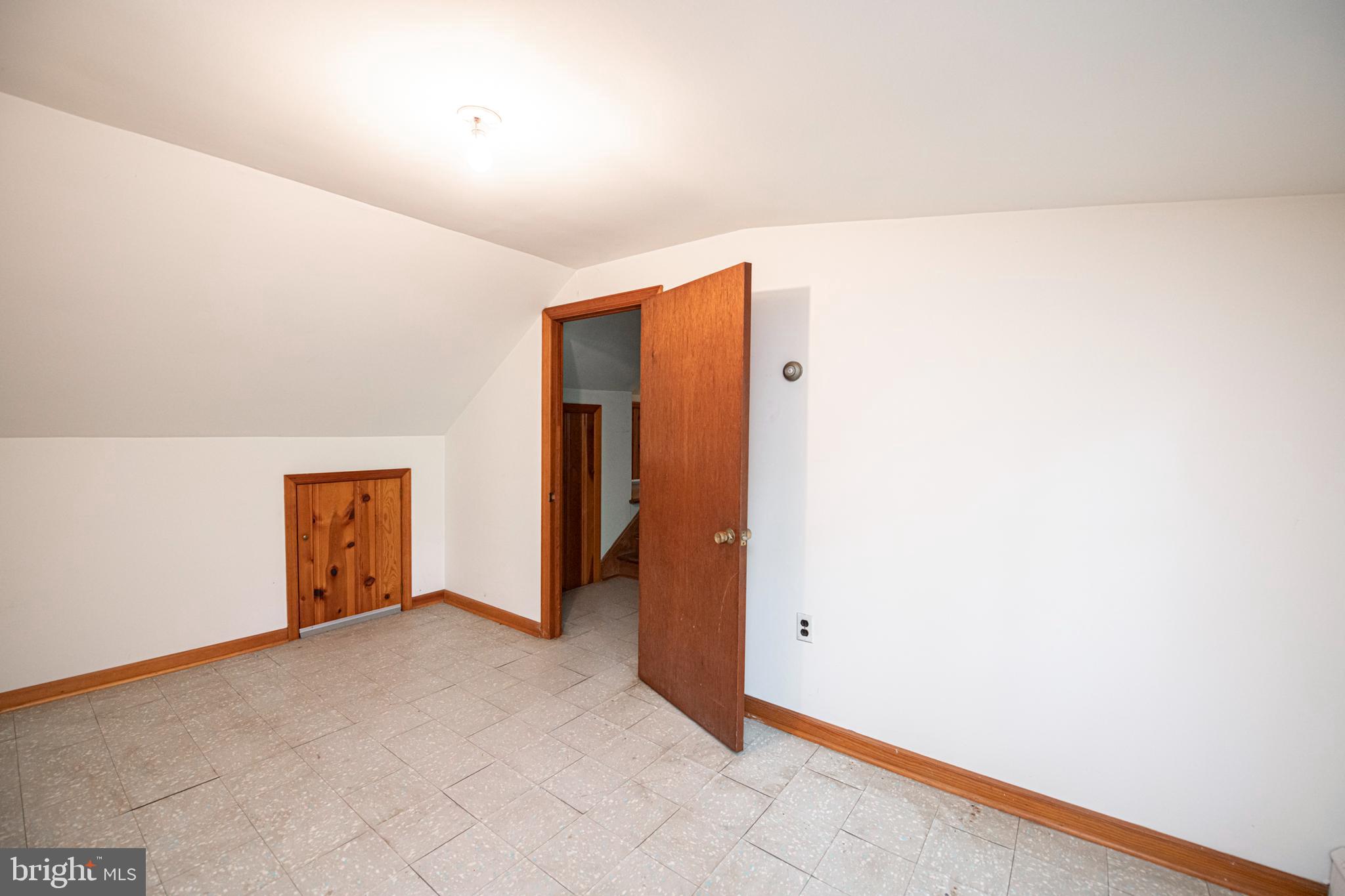 437 Pawlings Road Phoenixville, PA 19460 - Photo 41 of 58 2nd Flr Bed #4