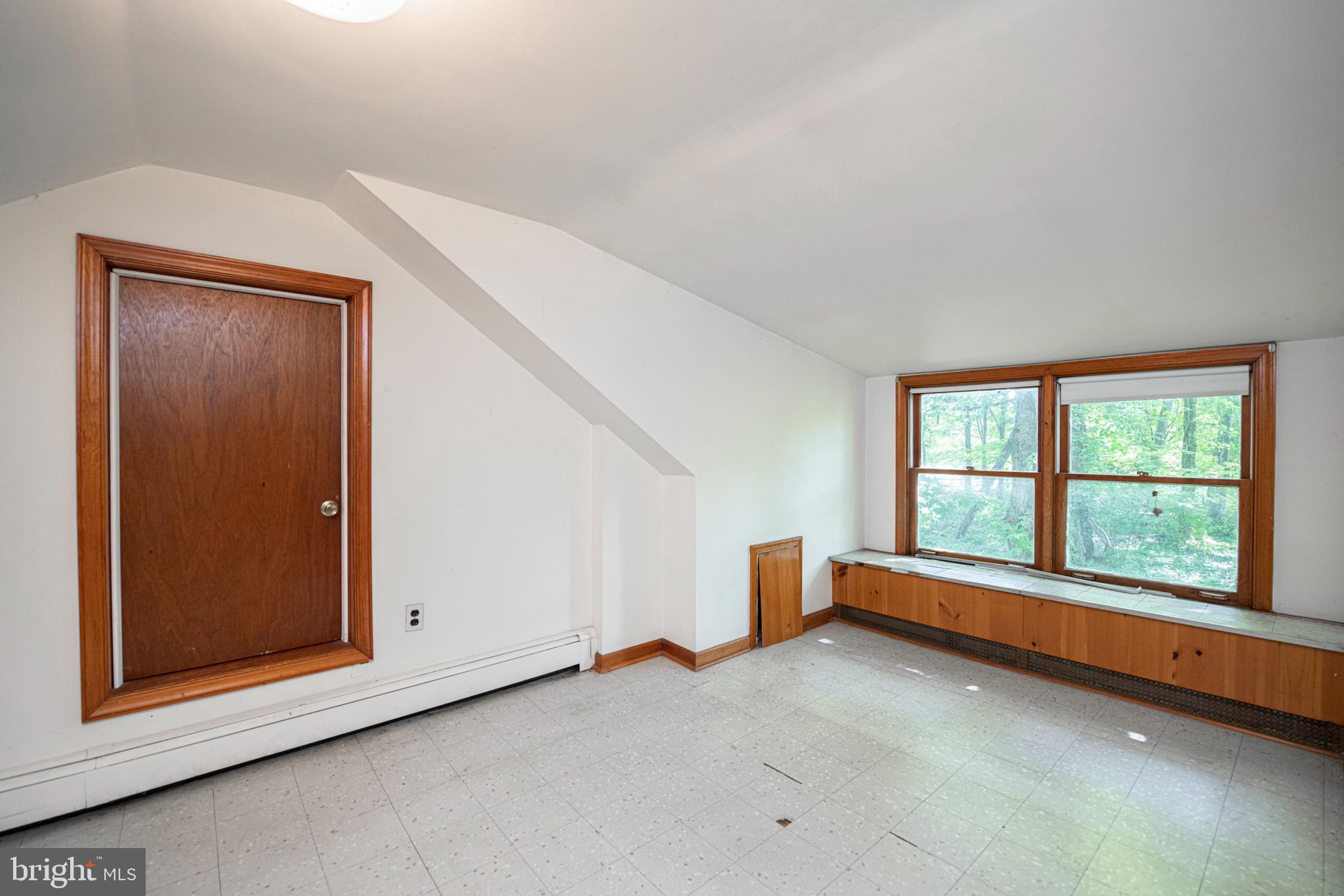 437 Pawlings Road Phoenixville, PA 19460 - Photo 47 of 58 2nd Flr Bed #5