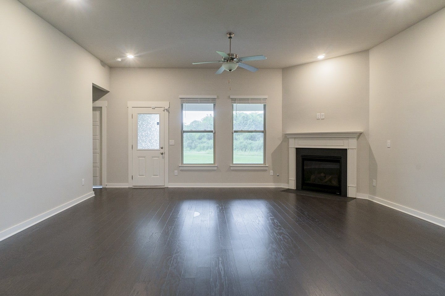 3166 Rift Lane Murfreesboro, TN 37130 - Photo 5 of 33 Gallery Image 5