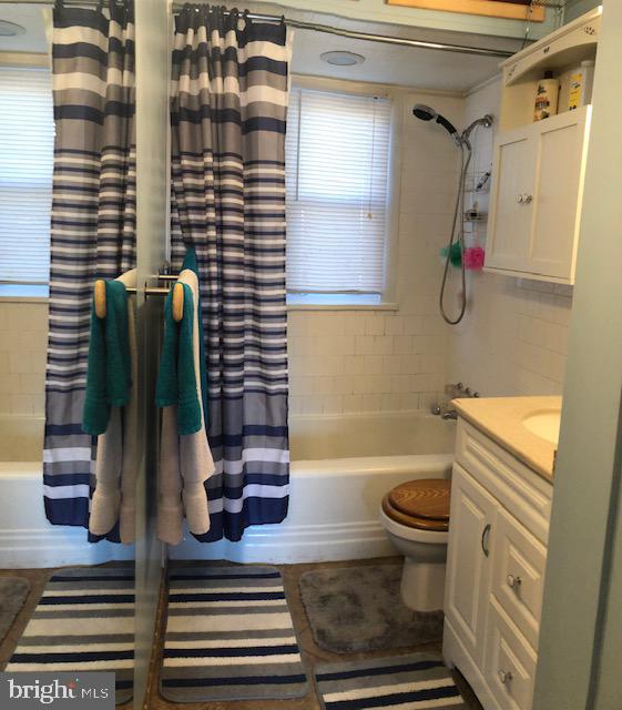 3119 Sollers Point Road Baltimore, MD 21222 - Photo 16 of 27 LARGE UPDATED BATHROOM