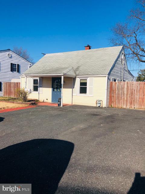 3119 Sollers Point Road Baltimore, MD 21222 - Photo 3 of 27 OVERSIZED TWO CAR ASPHALT DRIVEWAY