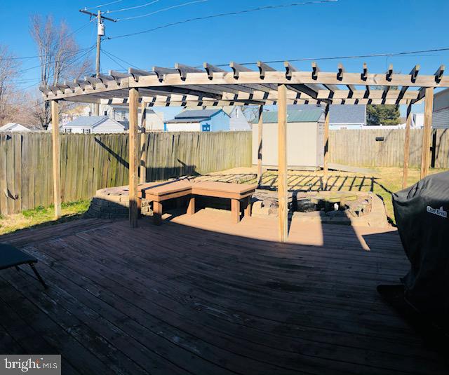3119 Sollers Point Road Baltimore, MD 21222 - Photo 25 of 27 EXTERIOR REAR