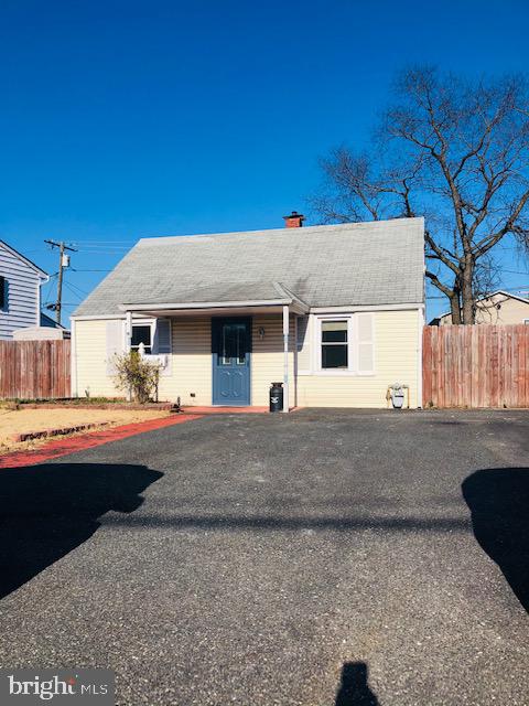 3119 Sollers Point Road Baltimore, MD 21222 - Photo 4 of 27 COVERED FRONT PORCH