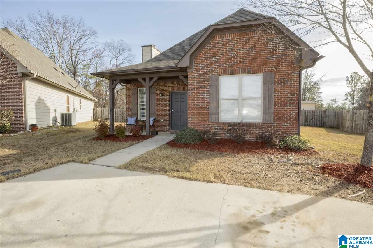 1073 Savannah Lane Calera, AL 35040 - Photo 2 of 49