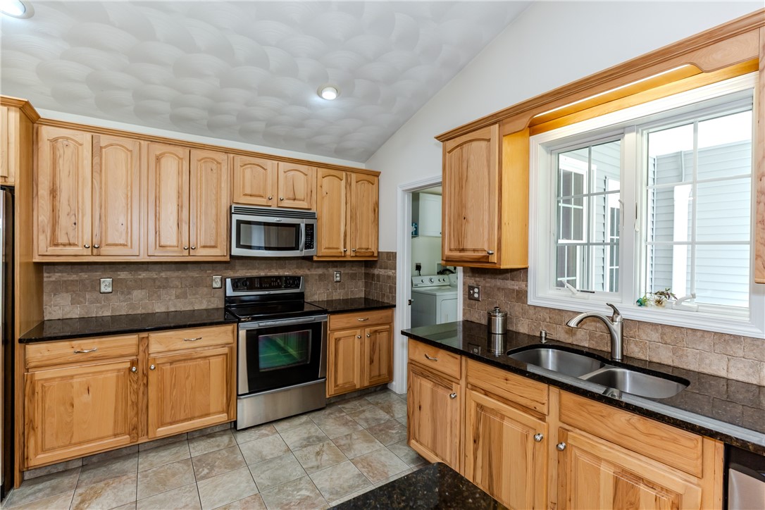 167 Cranberry Ridge Road Glocester, RI 02857 - Photo 16 of 50