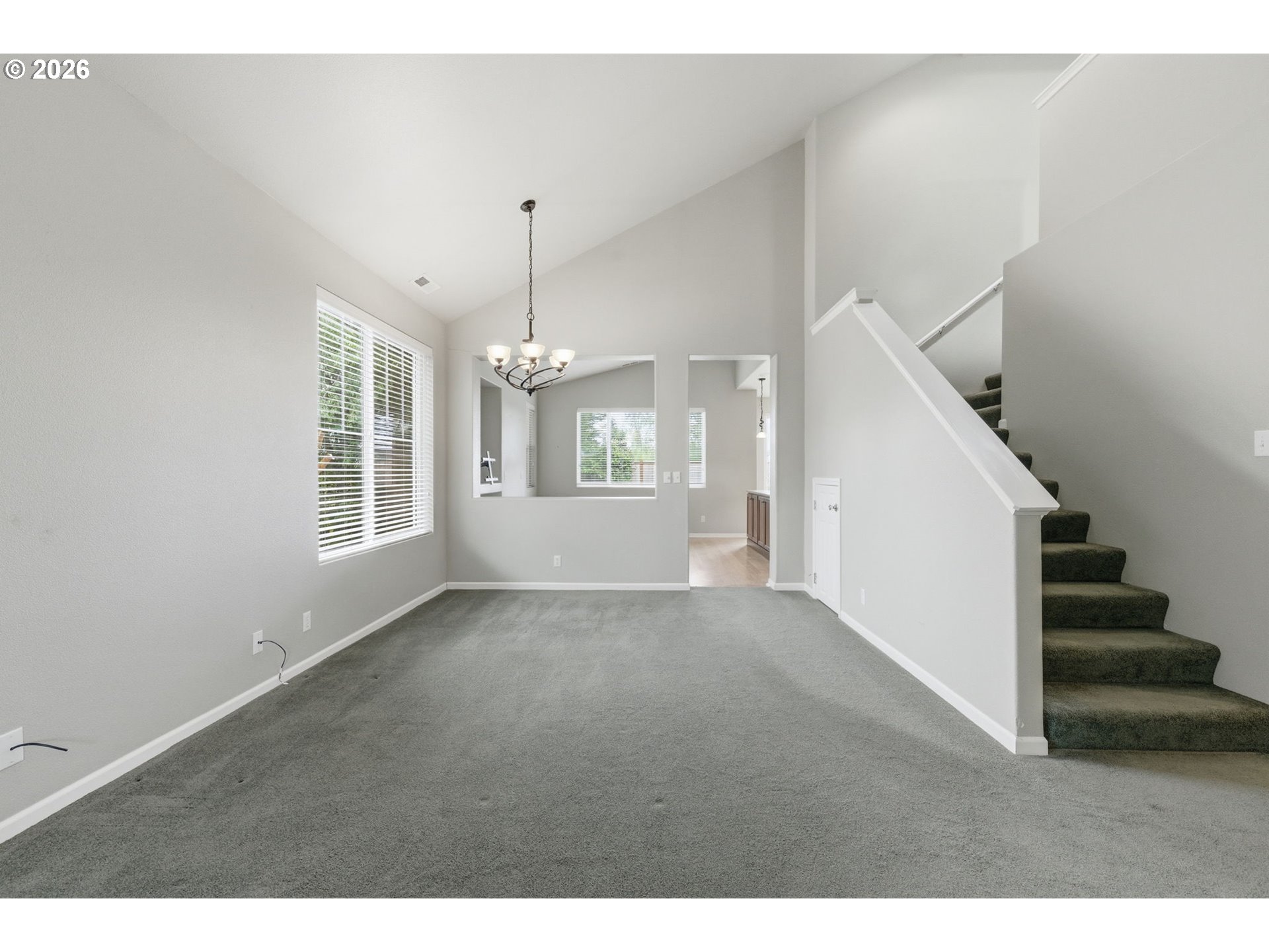 5475 Charles Way Eugene, OR 97402 - Photo 8 of 48