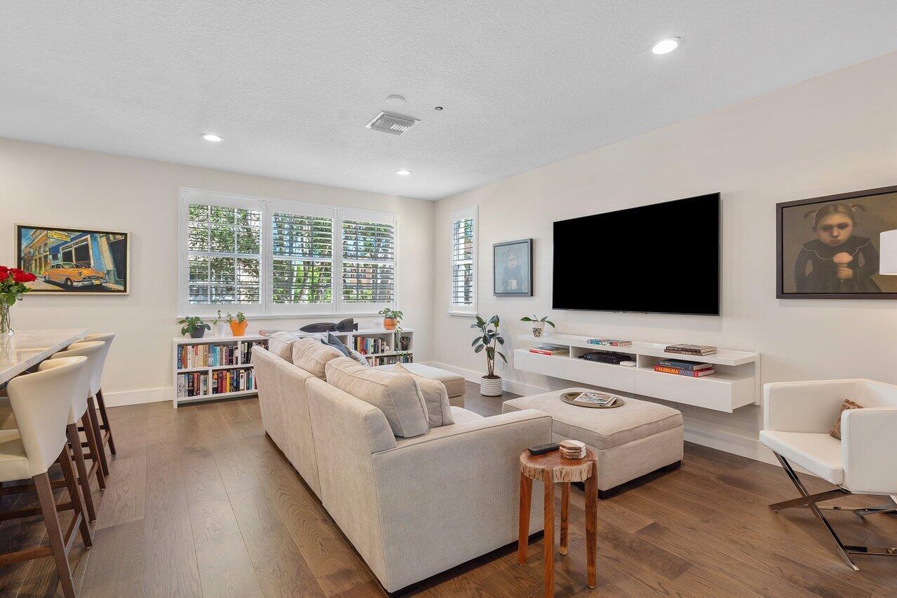 617 Northeast Francesca Lane Boca Raton, FL 33487 - Photo 20 of 52 Spacious Family Area