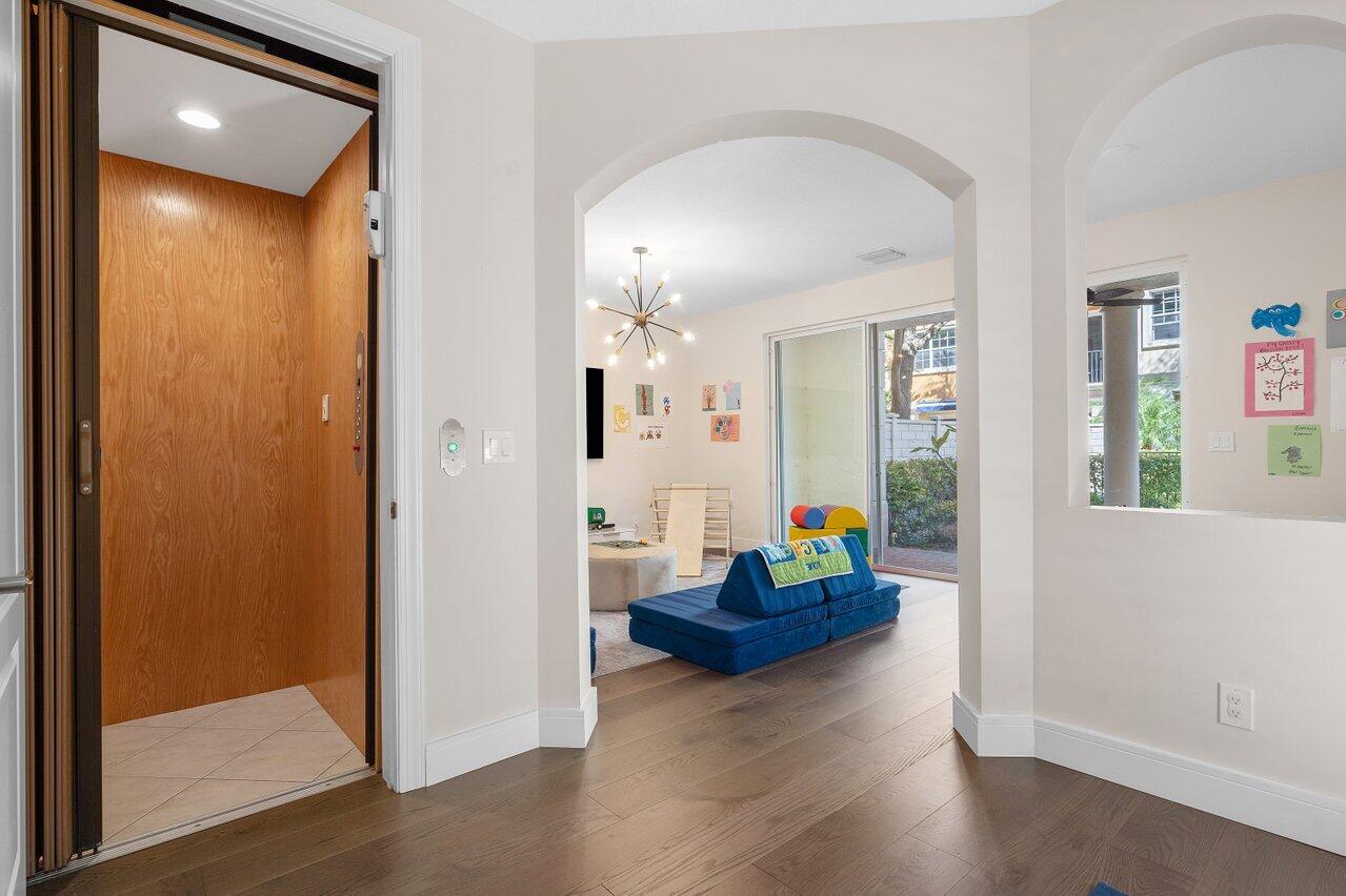 617 Northeast Francesca Lane Boca Raton, FL 33487 - Photo 4 of 52 Hoffman Private Elevator