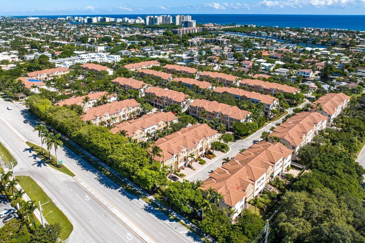 617 Northeast Francesca Lane Boca Raton, FL 33487 - Photo 41 of 52 Aerial of Community