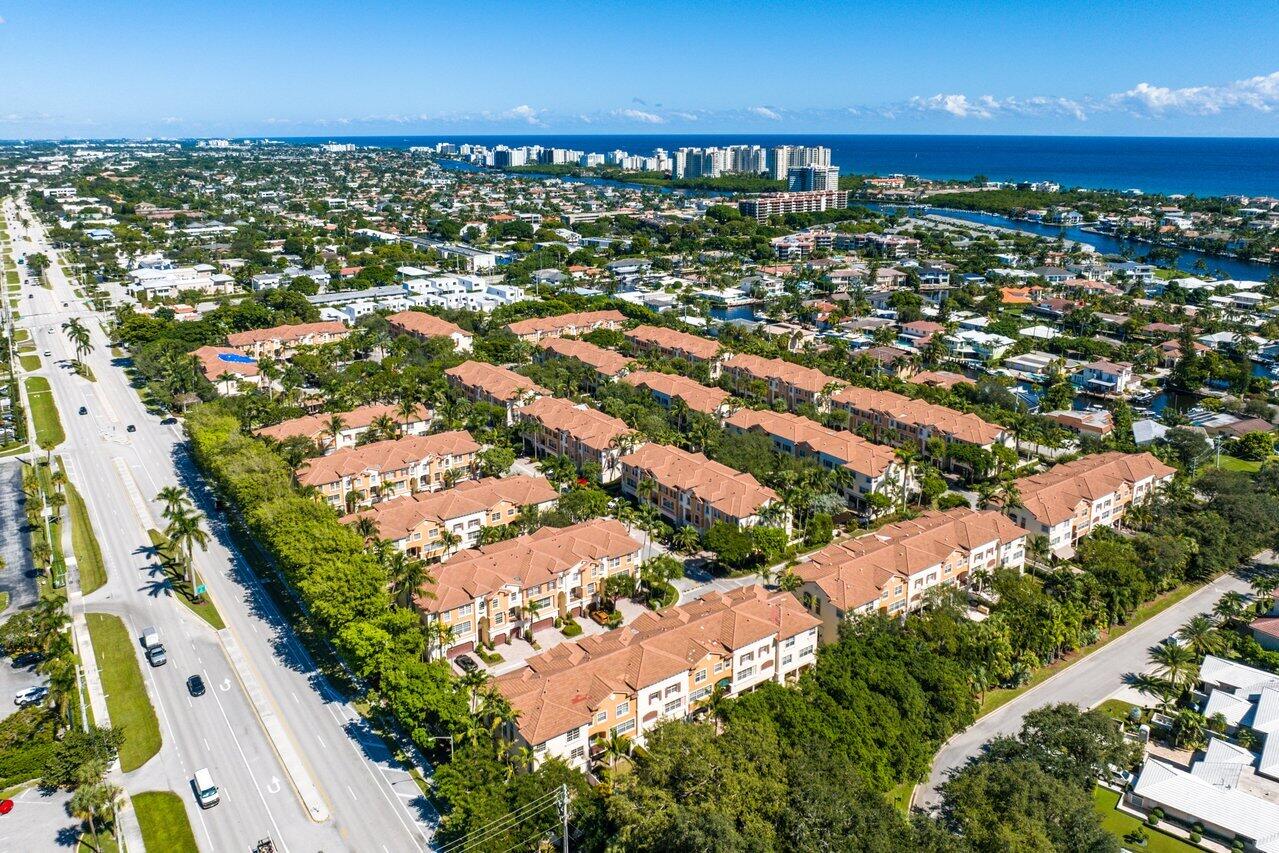 617 Northeast Francesca Lane Boca Raton, FL 33487 - Photo 42 of 52 Aerial Norteast View