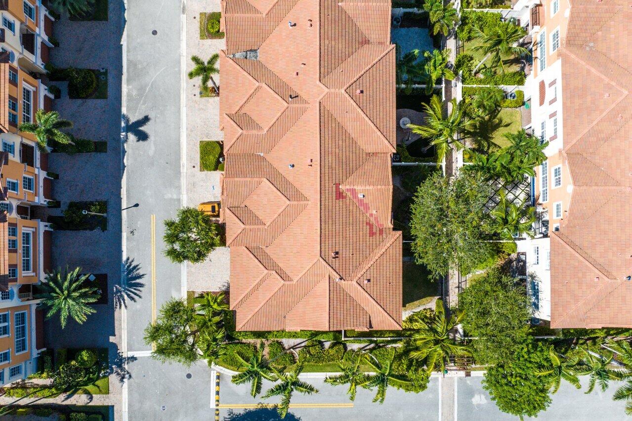 617 Northeast Francesca Lane Boca Raton, FL 33487 - Photo 44 of 52 Aerial Above