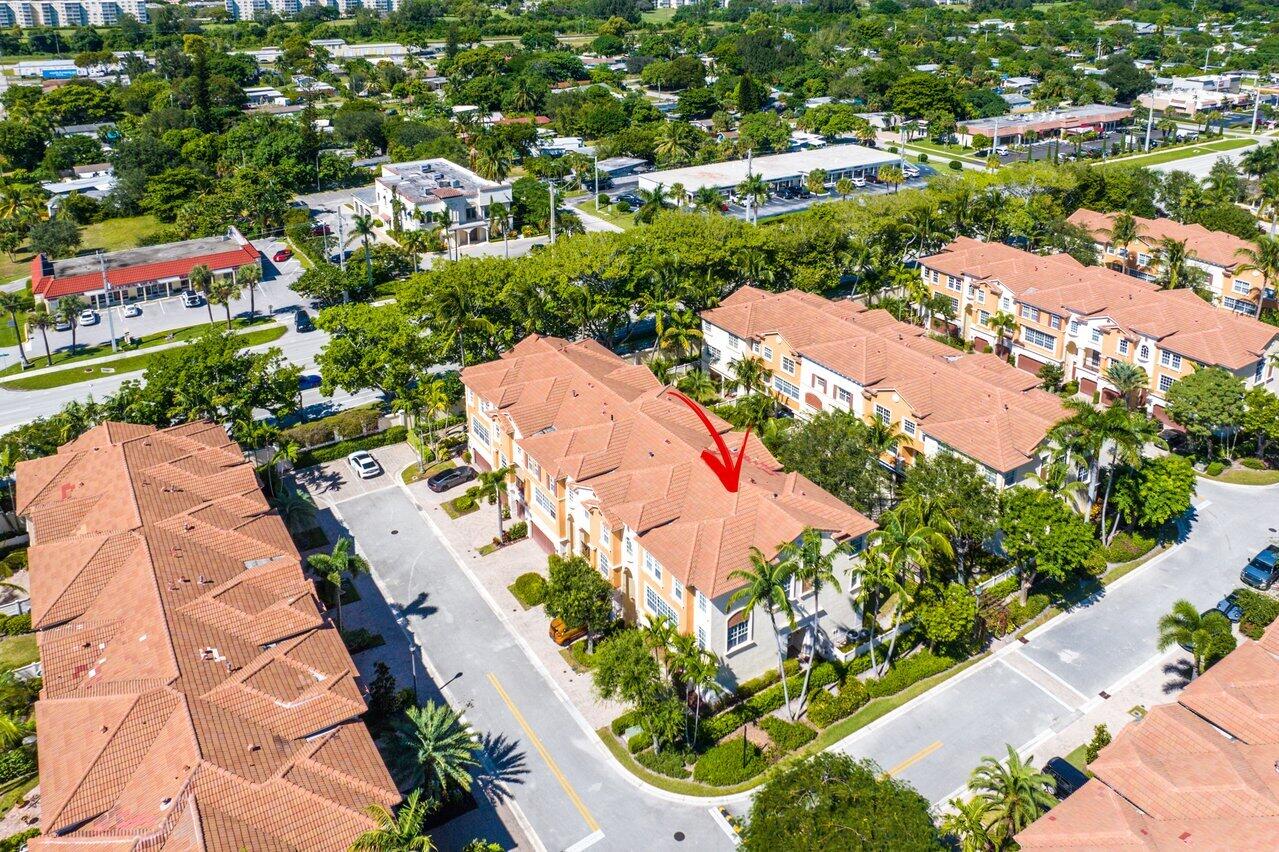 617 Northeast Francesca Lane Boca Raton, FL 33487 - Photo 45 of 52 Aerial Westview