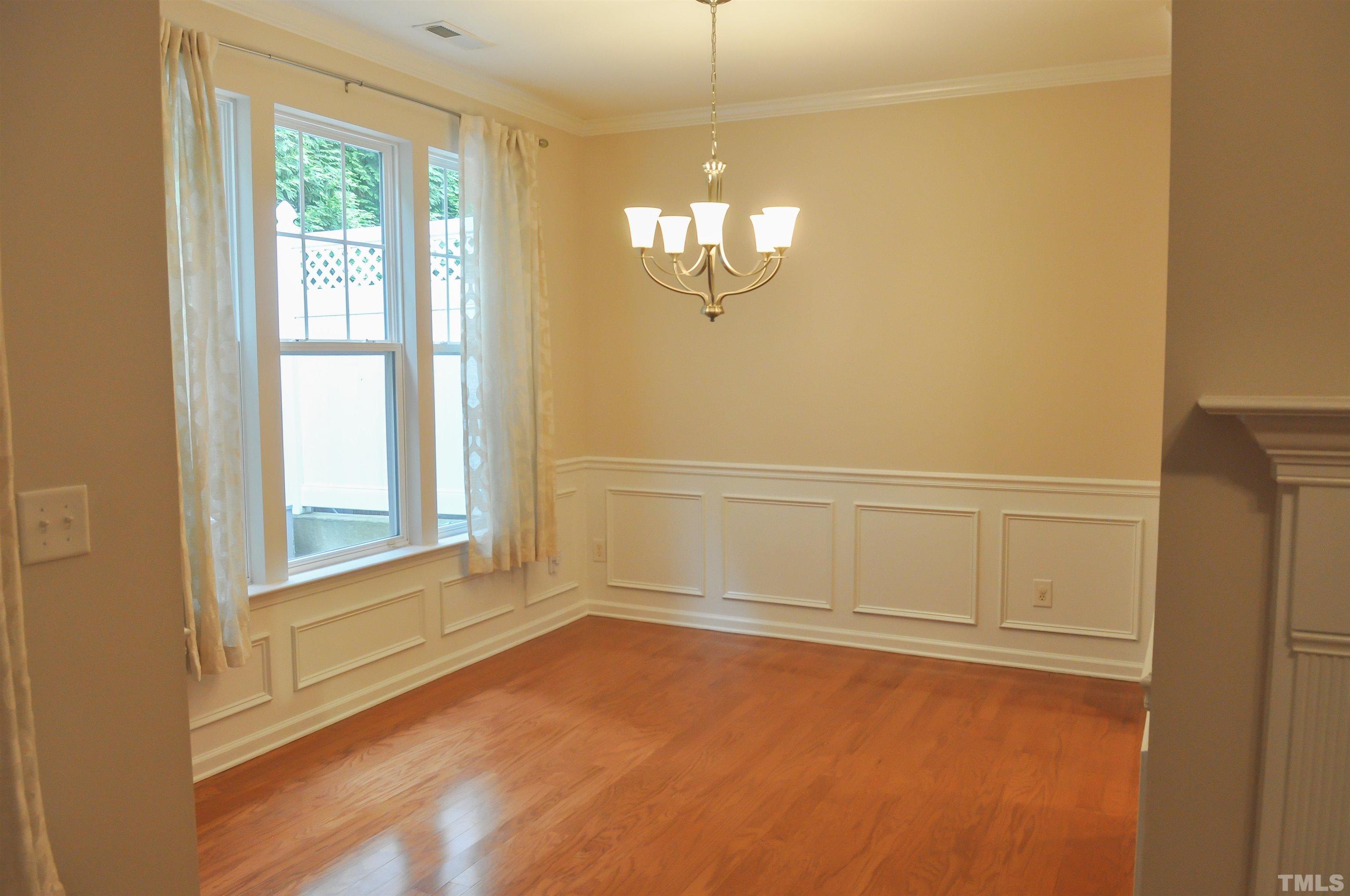 5918 Chivalry Court Raleigh, NC 27612 - Photo 12 of 37 Gallery Image 12