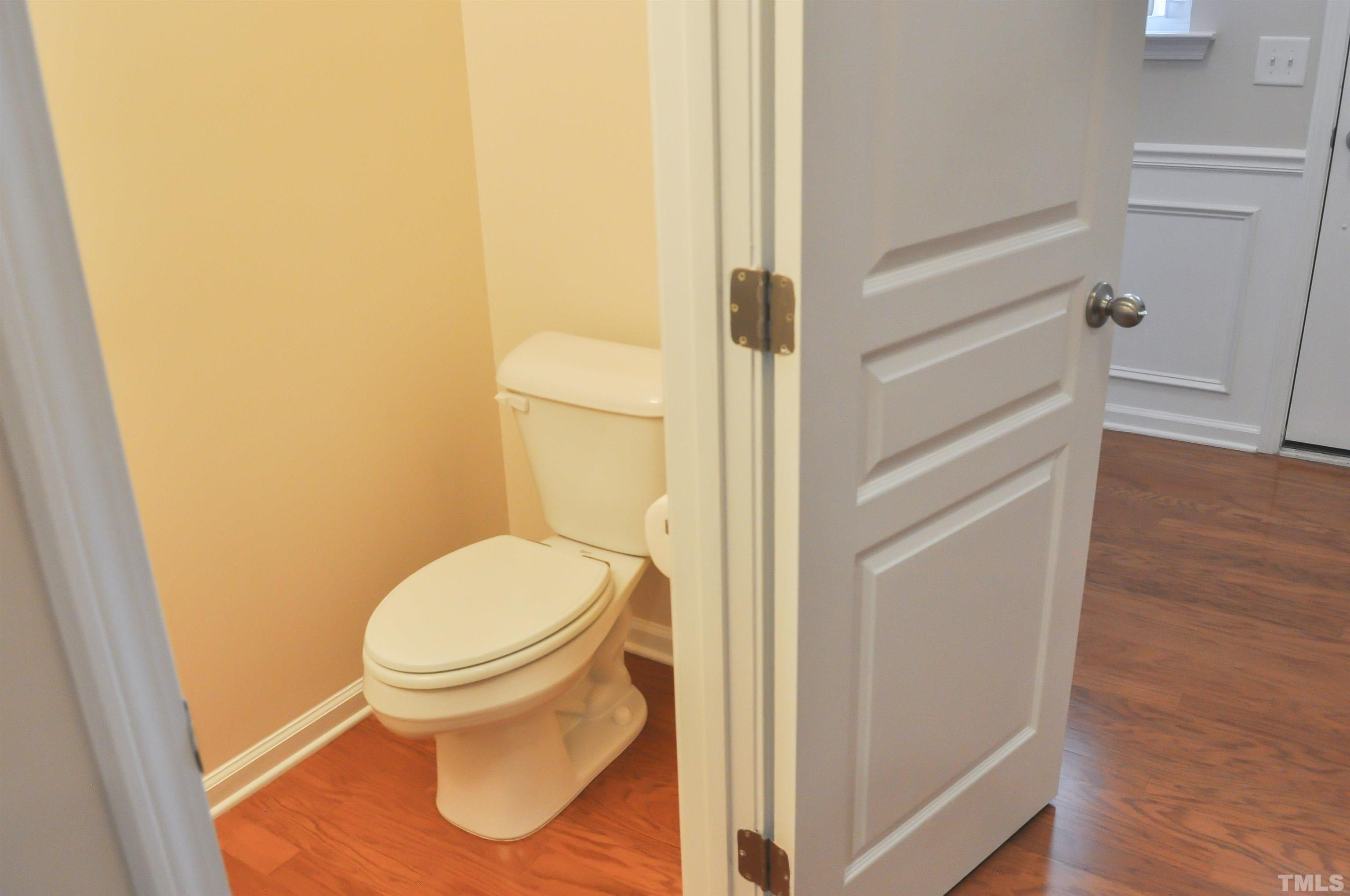 5918 Chivalry Court Raleigh, NC 27612 - Photo 18 of 37 Gallery Image 18
