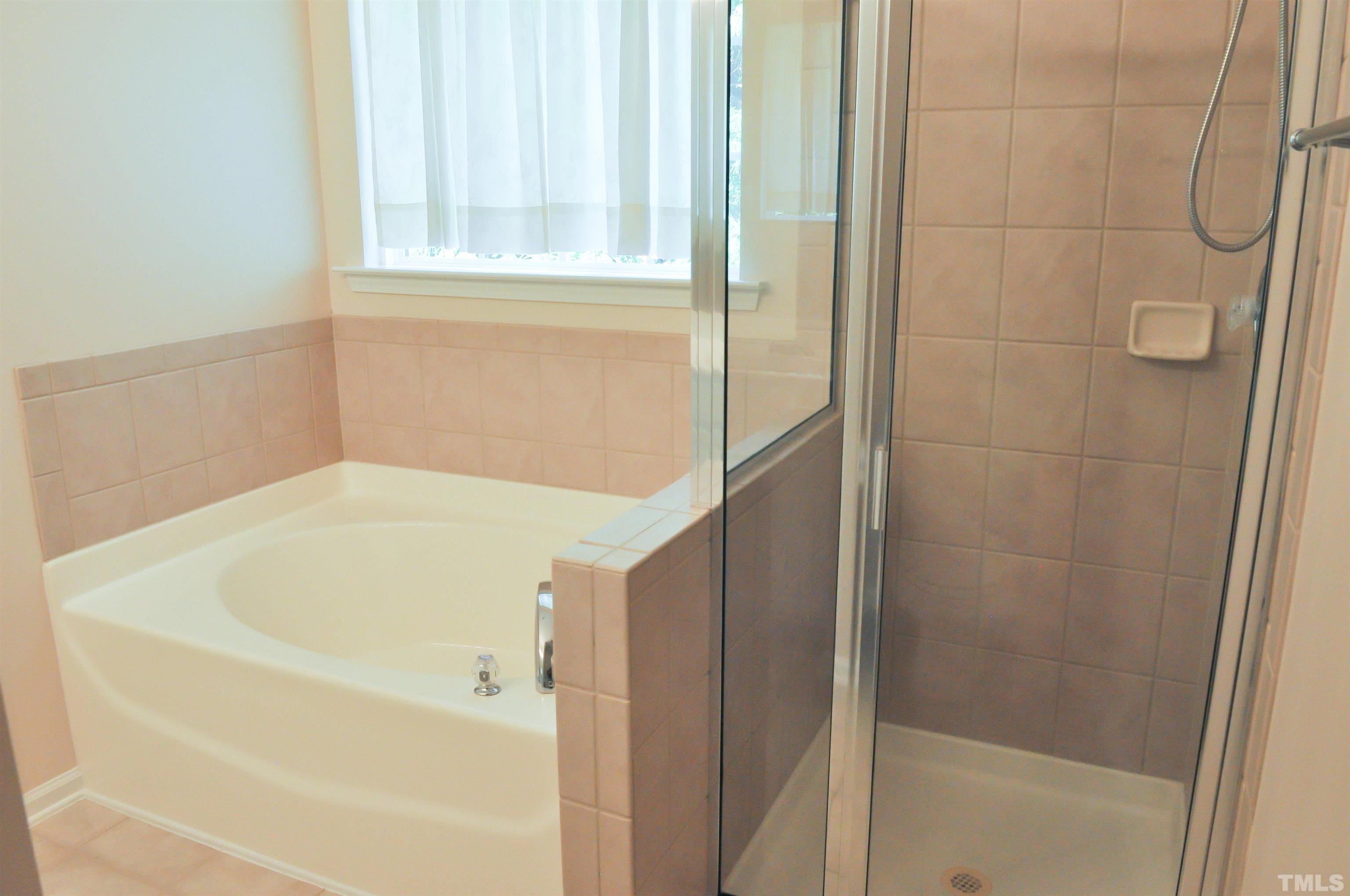 5918 Chivalry Court Raleigh, NC 27612 - Photo 23 of 37 Gallery Image 23