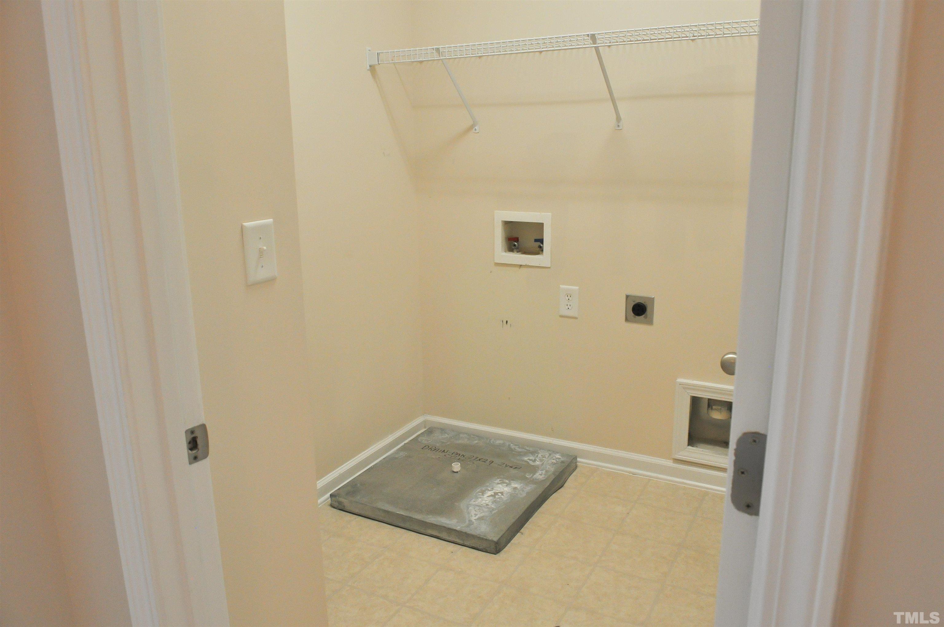 5918 Chivalry Court Raleigh, NC 27612 - Photo 31 of 37 Gallery Image 31