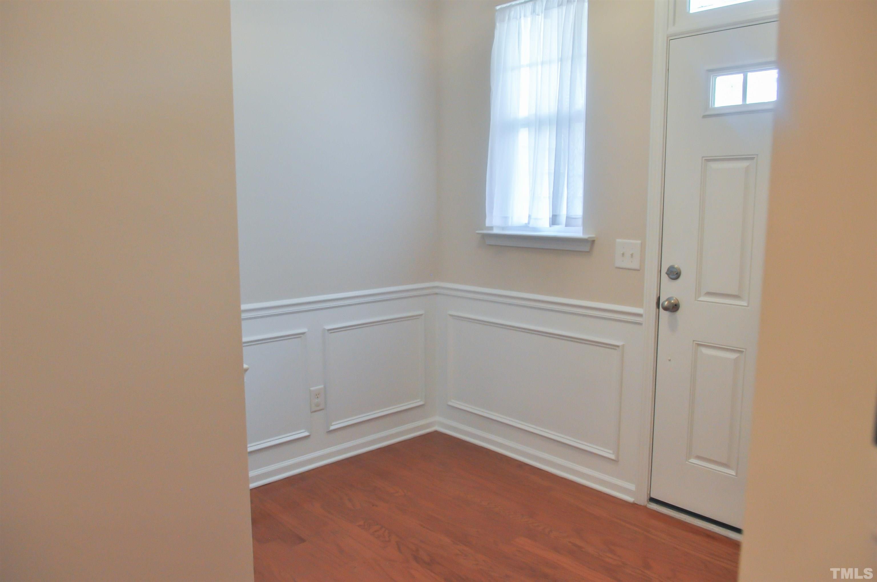 5918 Chivalry Court Raleigh, NC 27612 - Photo 6 of 37 Gallery Image 6