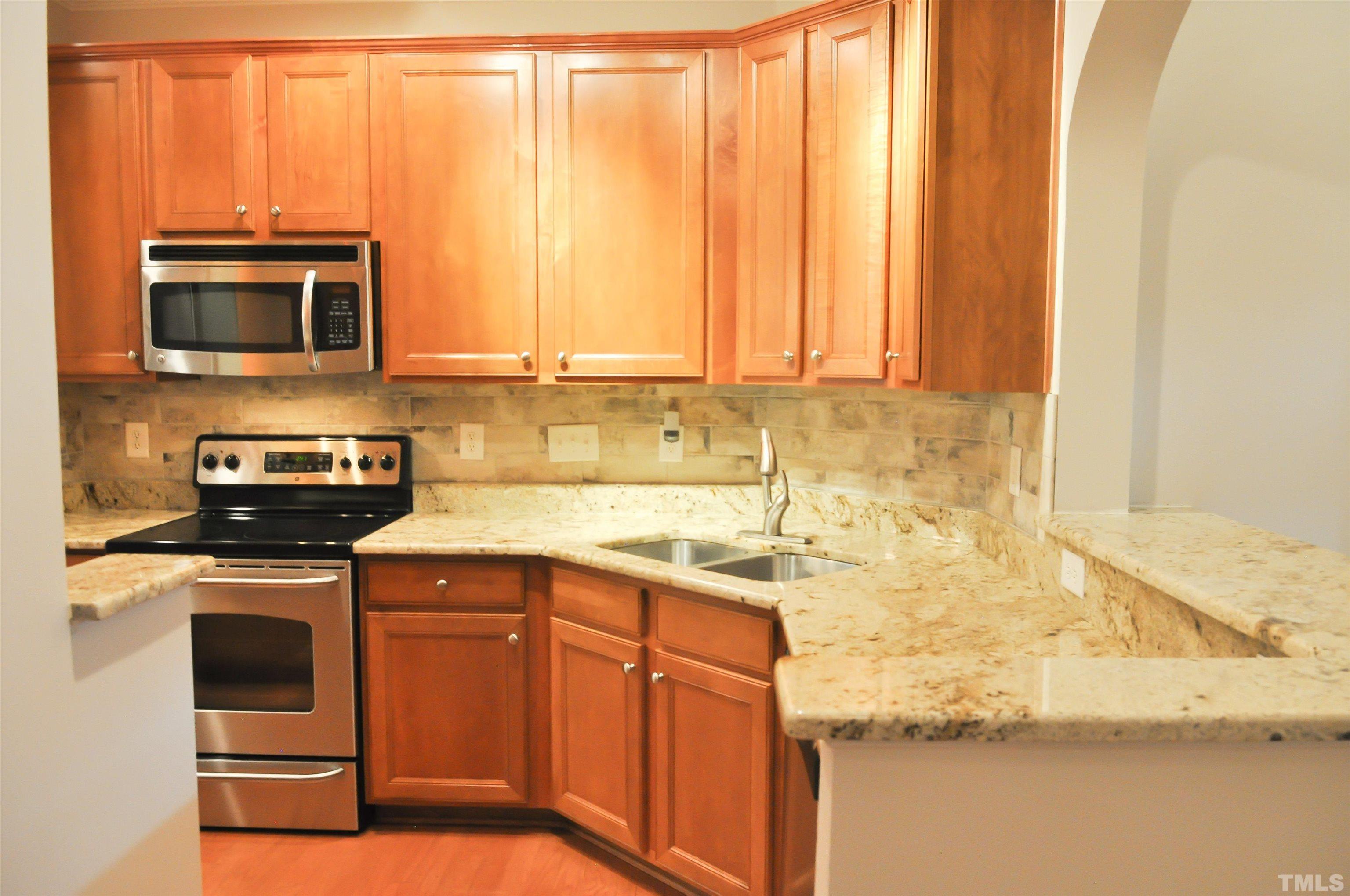5918 Chivalry Court Raleigh, NC 27612 - Photo 7 of 37 Gallery Image 7
