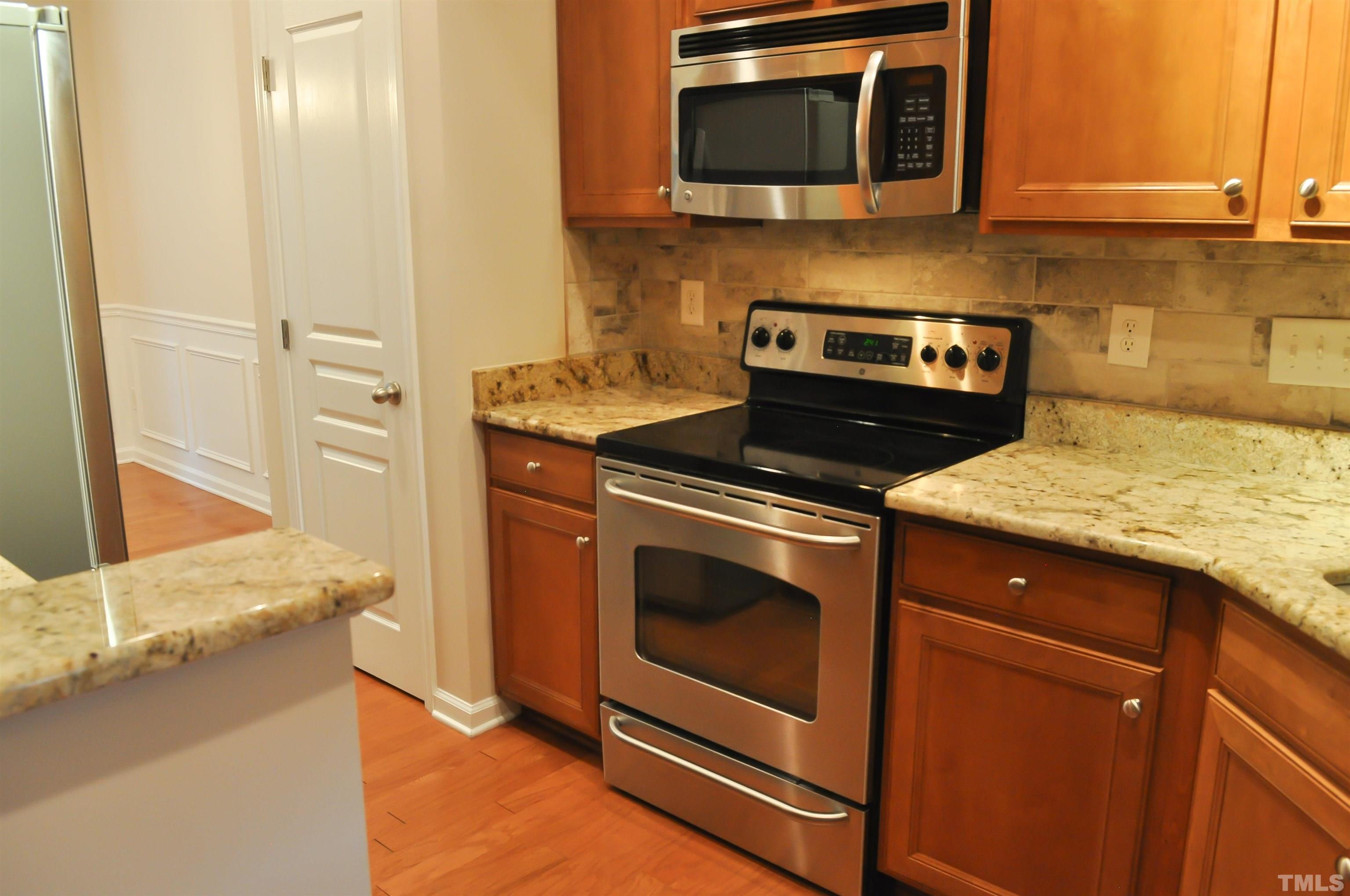 5918 Chivalry Court Raleigh, NC 27612 - Photo 8 of 37 Gallery Image 8