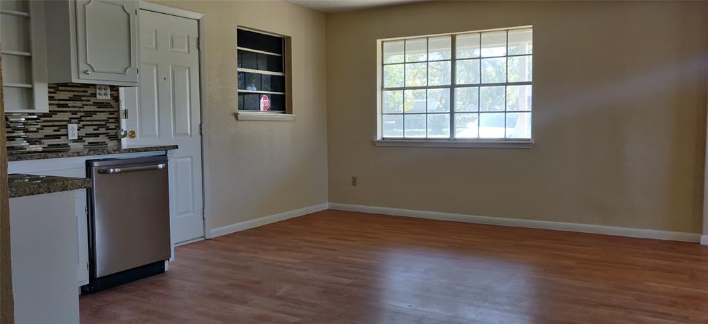 101 South Quinlan Street Howe, TX 75459 - Photo 5 of 7