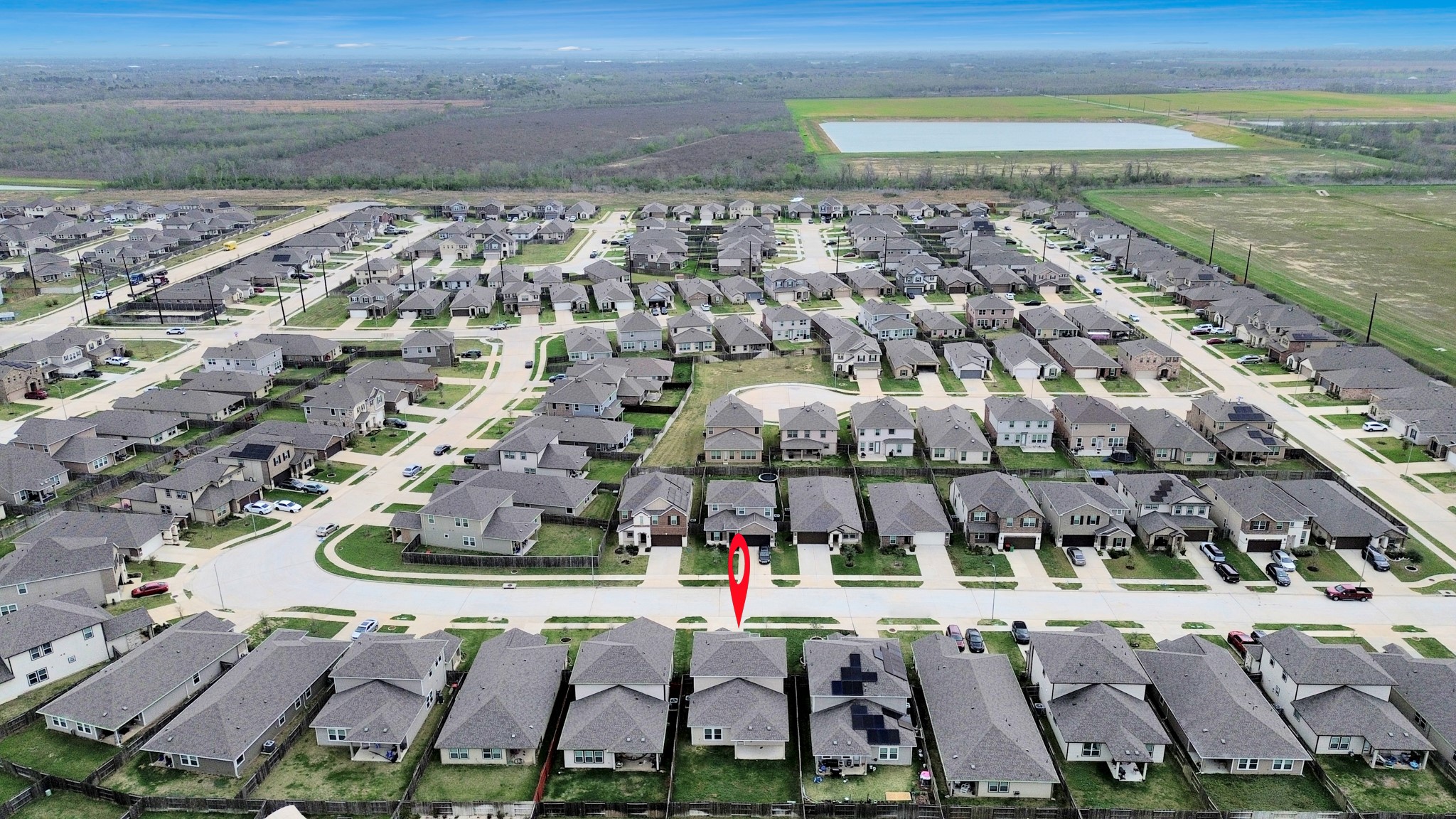 7206 Melrose Lane Rosharon, TX 77583 - Photo 43 of 44 a view of building with an ocean