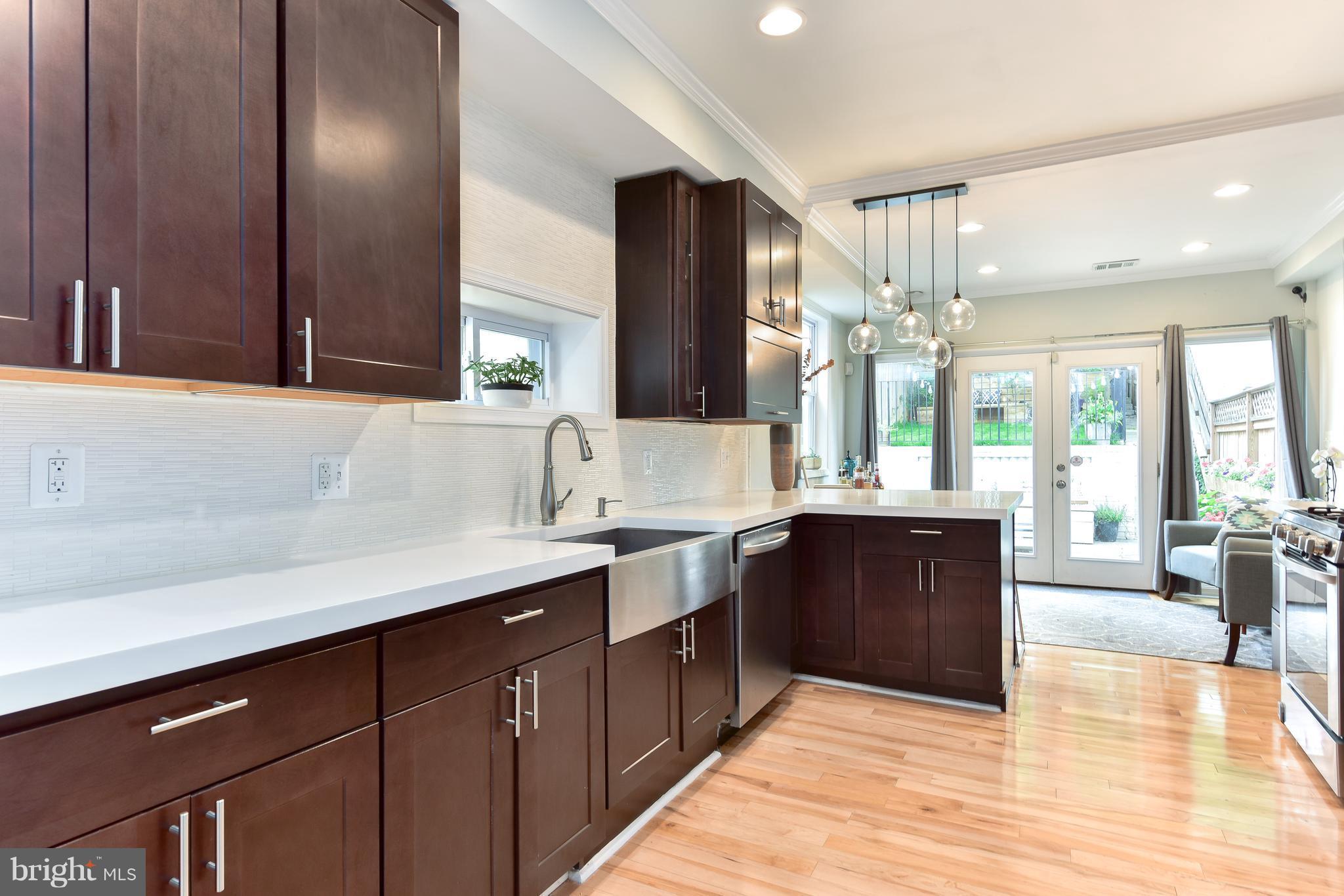 1331 Spring Road Northwest Washington, DC 20010 - Photo 6 of 27 Kitchen