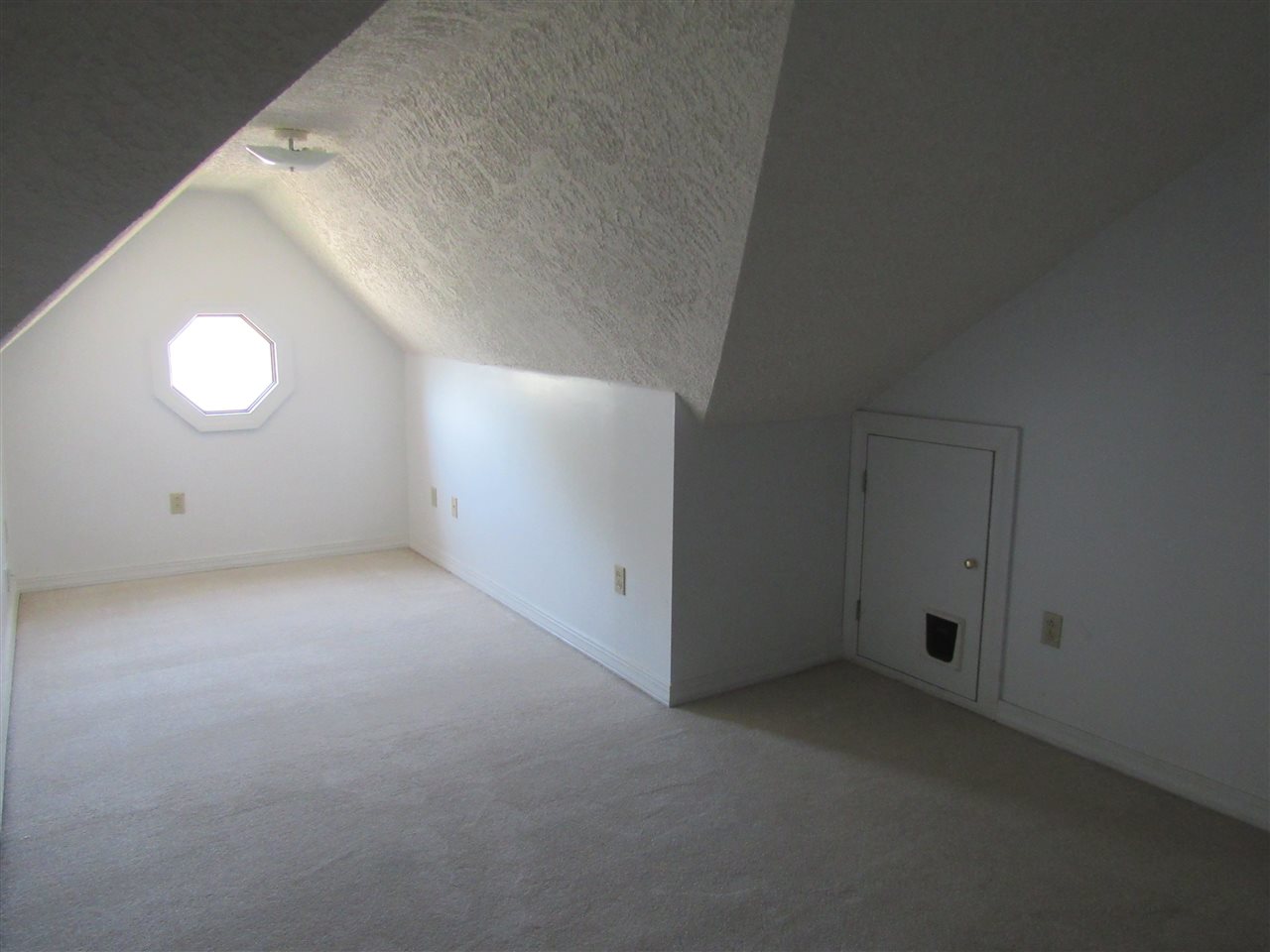 403 Oak Street Tipton, IN 46072 - Photo 9 of 13 Gallery Image 9