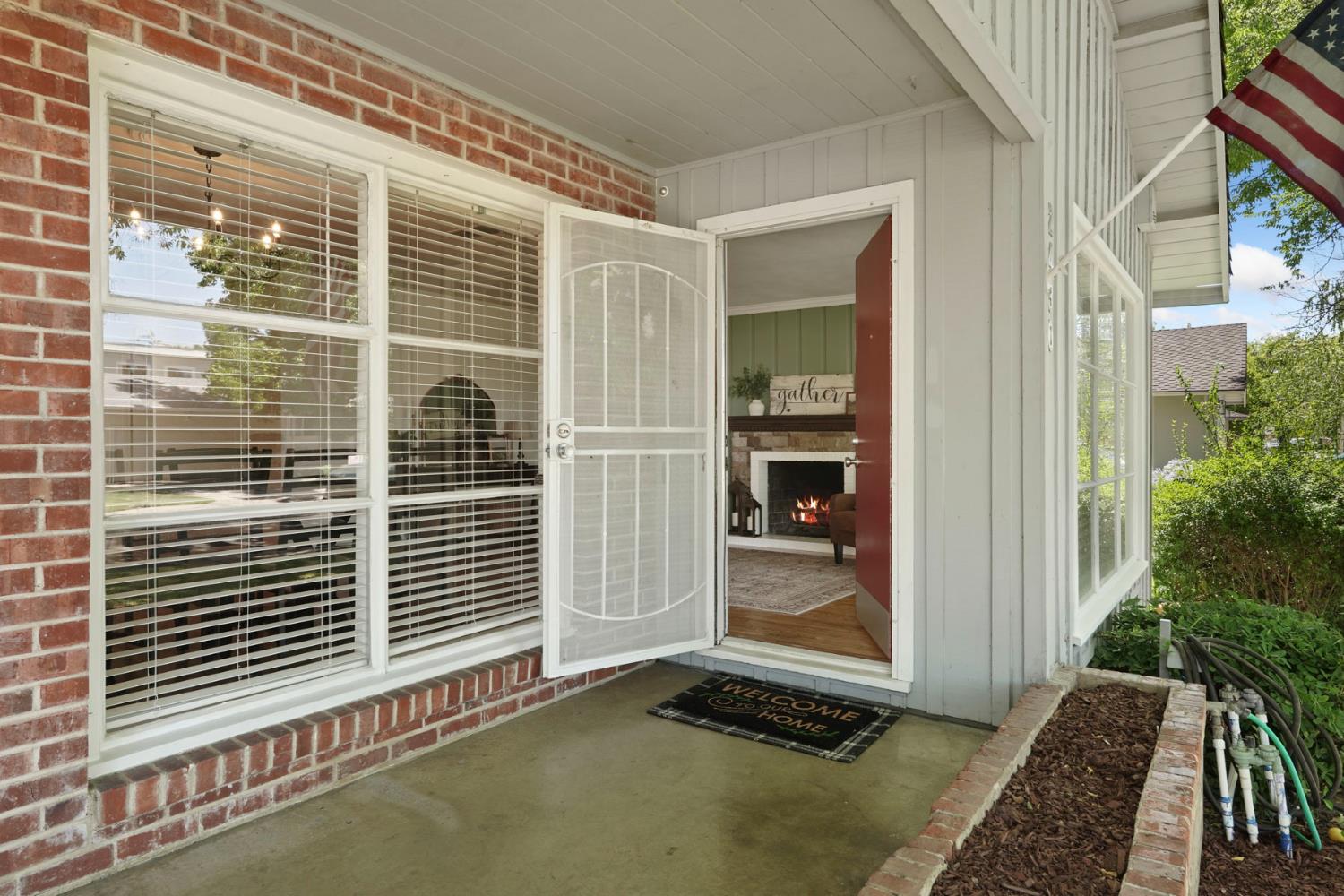 2430 Rutledge Way Stockton, CA 95207 - Photo 5 of 33